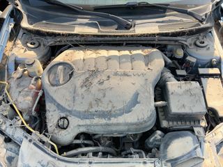 2013 Chrysler 200 Limited - Engine Compartment Image